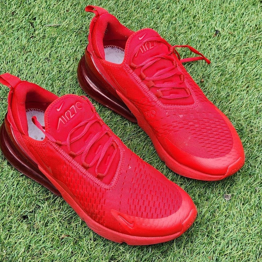 NIKE AIR MAX 270 - Mens Atheltic Shoes - SIZE 13 - ( no Insoles ))